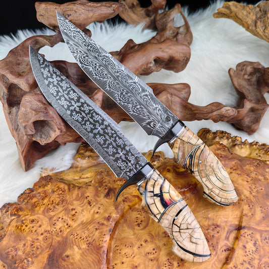 Hand-forged Feather Damascus Hunter