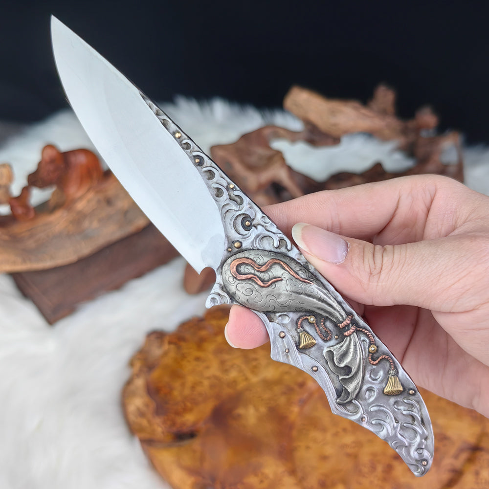 Hand-engraved Fixed Blade Knife in RWL34 Steel